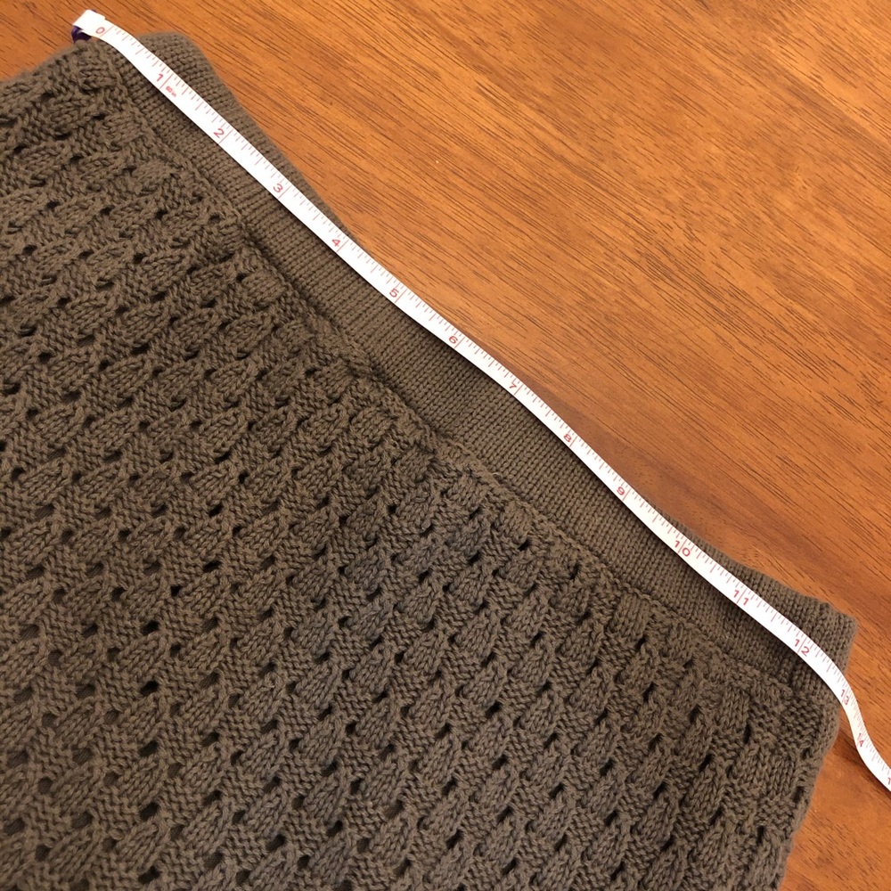 Athleta Cutback Brown Crochet Skirt - Picture 6 of 7